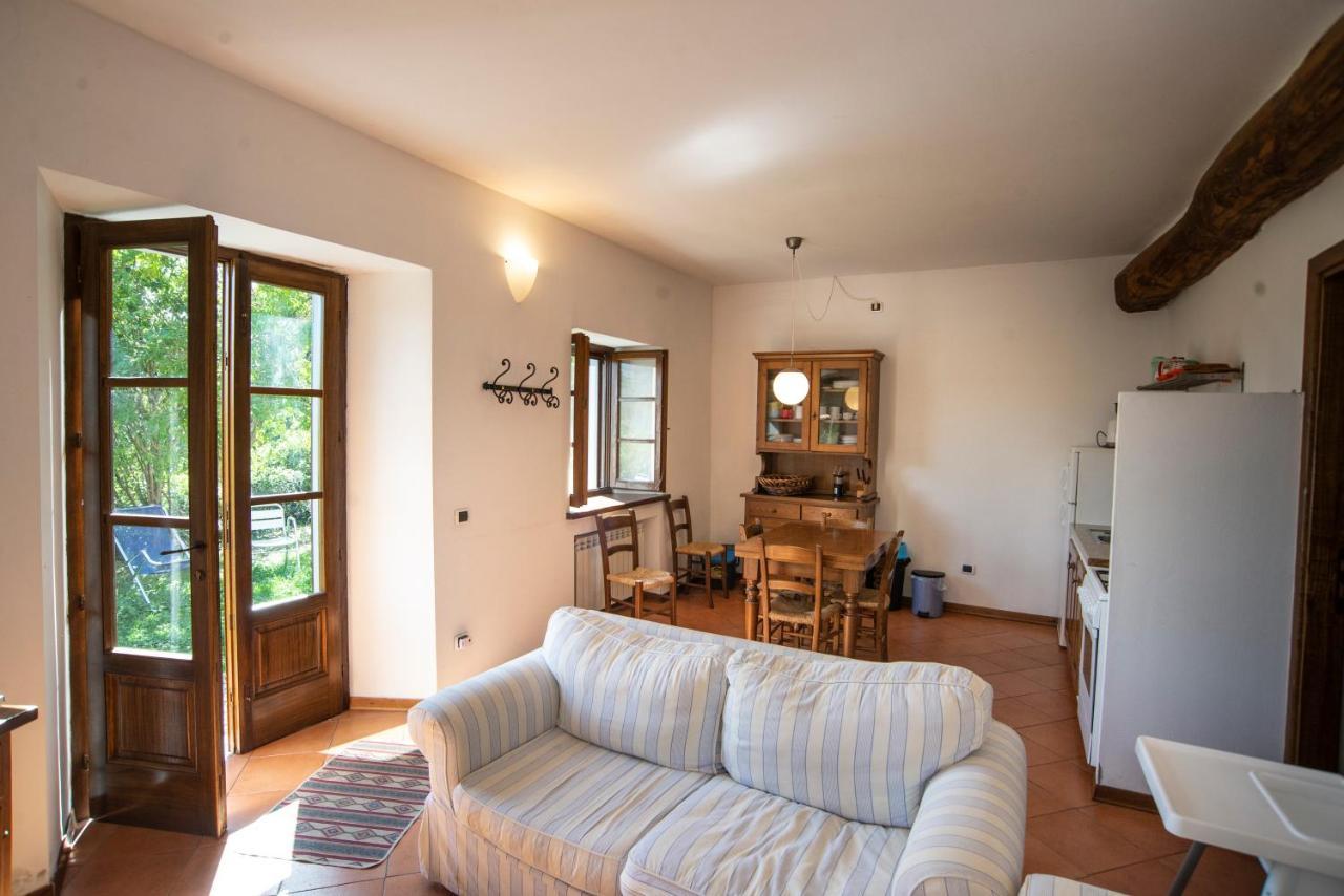 Agriturismo Il Corniolo カスティリオーネ・ディ・ガルファニャーナ エクステリア 写真
