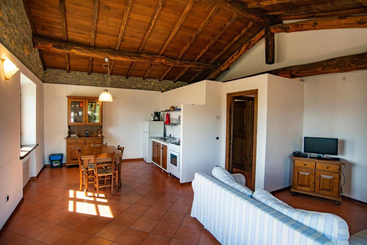 Agriturismo Il Corniolo カスティリオーネ・ディ・ガルファニャーナ エクステリア 写真