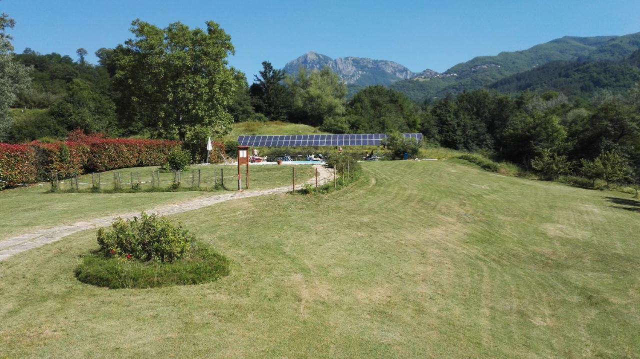 Agriturismo Il Corniolo カスティリオーネ・ディ・ガルファニャーナ エクステリア 写真